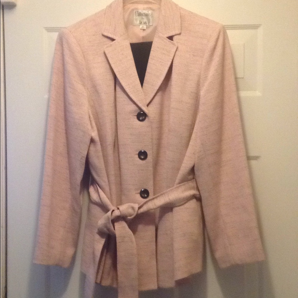 Le Suit pink and brown jacquard suit